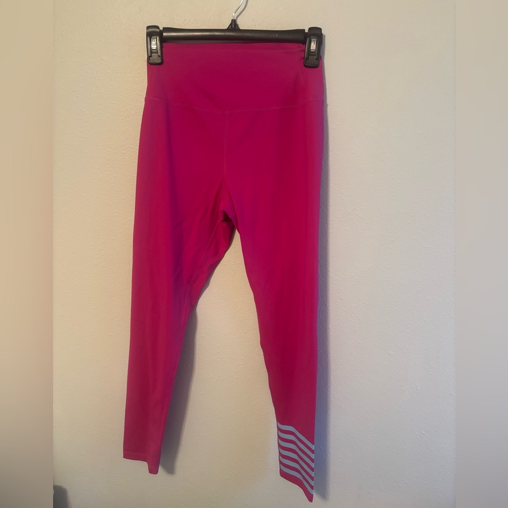 Addison Bay Vibrant Pink Leggings NWT medium